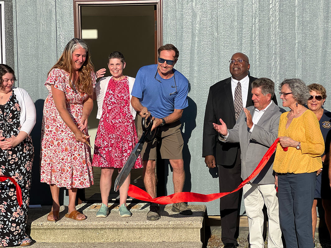 Habitat-for-Humanity-Rutland-County-panel-house-ribbon-cutting-1065x799px-w